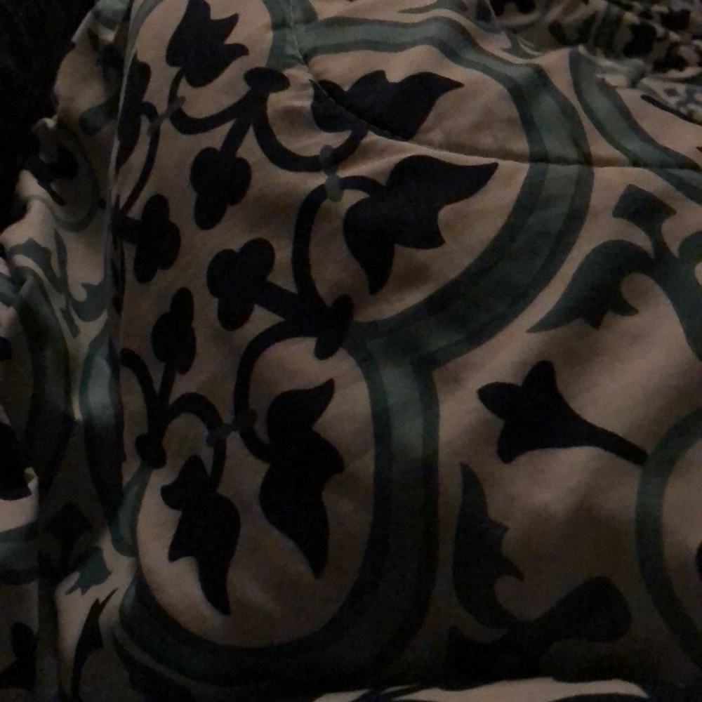 Meet your Posher, Adniana